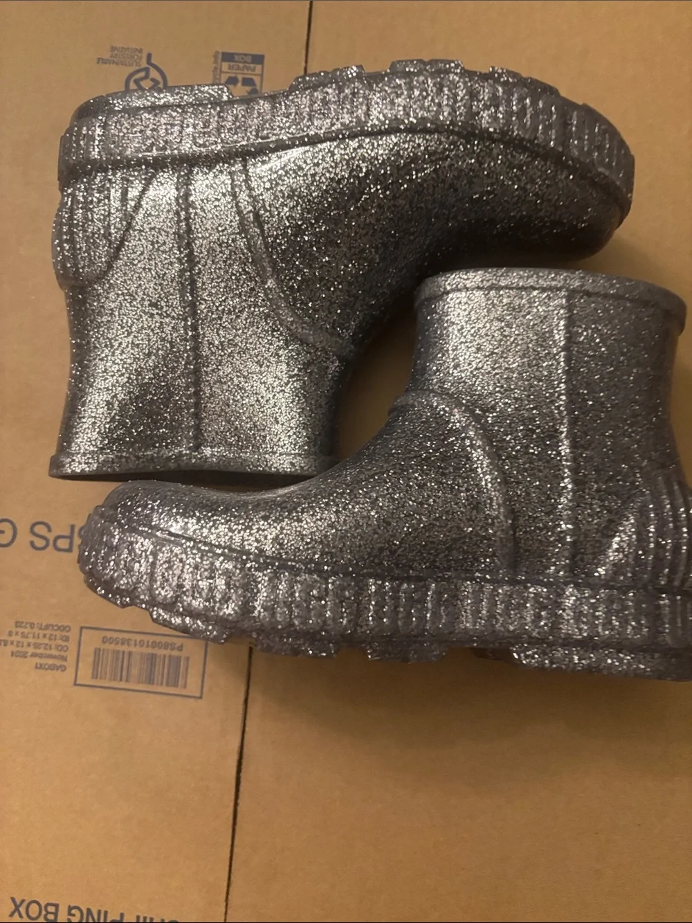 NWT UGG Drizlita Kids Metallic Silver Glitter Rain Boots